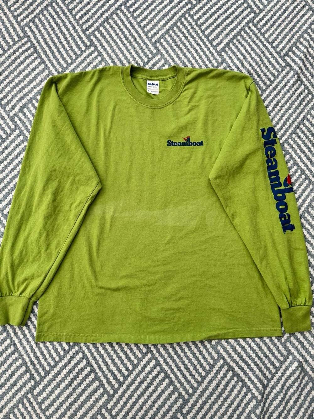 Gildan Steamboat Resort Long Sleeve T-Shirt Size XL Green Cotton